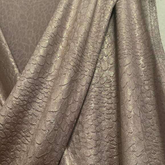 Gold Leopard Print Top - Picture 3 of 6